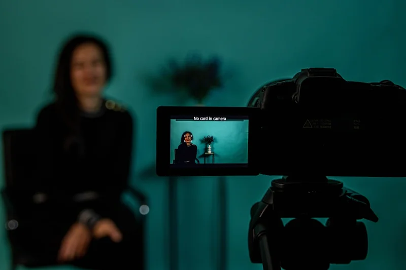 Photography studio portrait session — client experience that drives referrals and repeat bookings